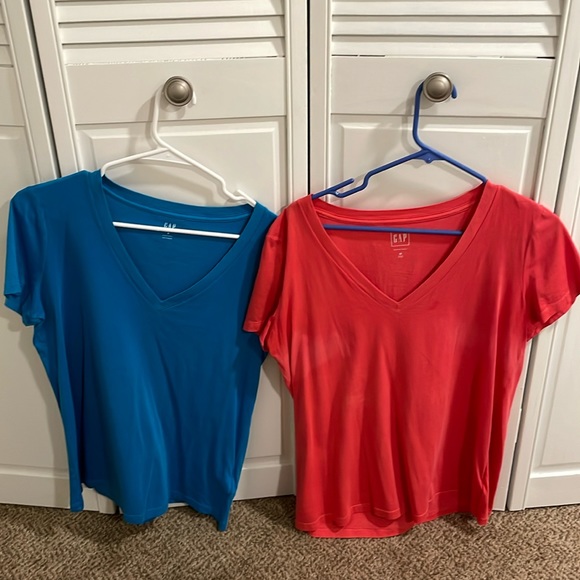 GAP Tops - Two Gap t’s!